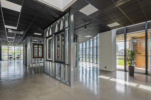 Area espositiva per le porte del nostro showroom