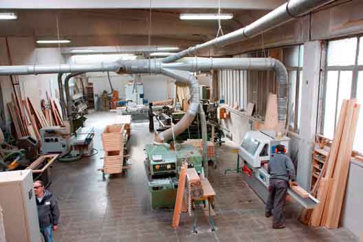 I laboratori per la lavorazione del legno di Centro Infissi Rondanini