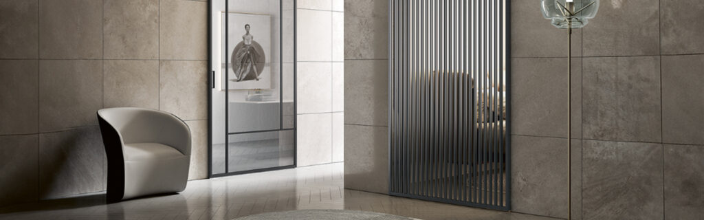 Foto d'interni di una bellissima porta vetrata Bertolotto